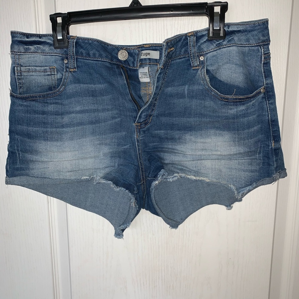 Refuge jean shorts